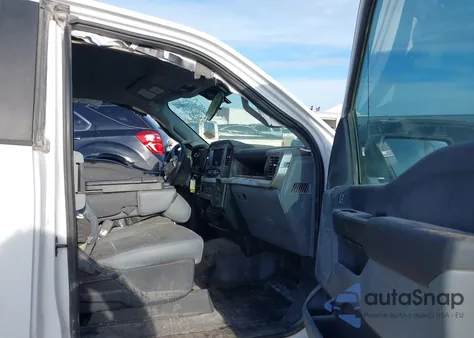 2022 Ford F-150 Xl z USA, uszkodzony, nr VIN 1FTFX1E59NKD05640